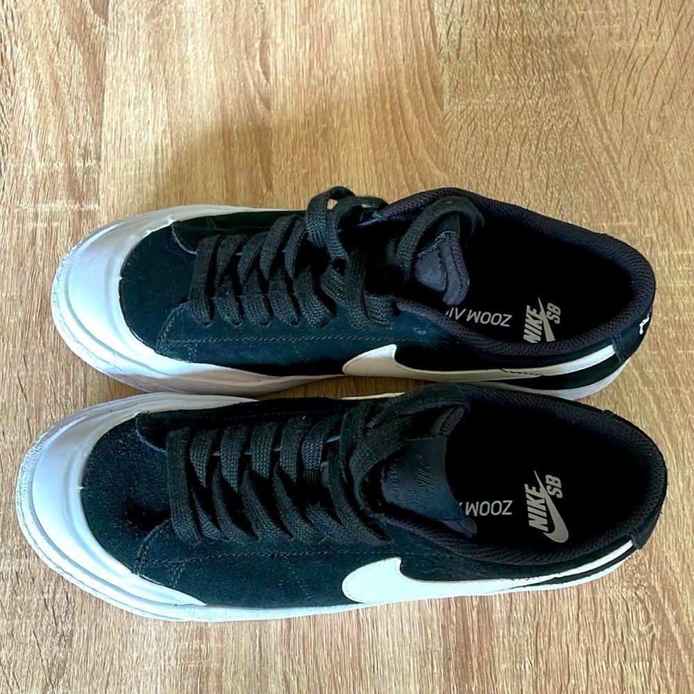 Nike Zoom Air - Mens size 7